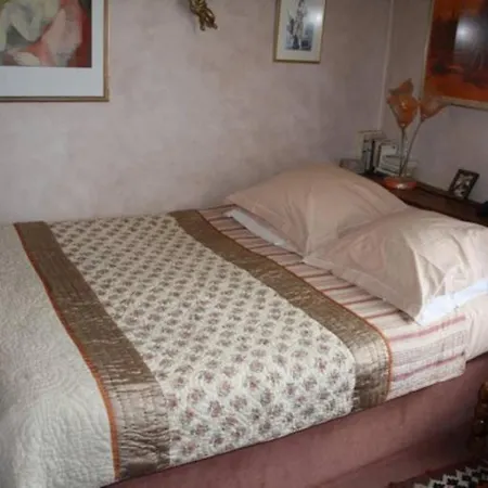 Fabulous Parisian 3 Bedroom, 3 Bathroom In 5th Arr, Sleeps 5, Ref. Pcp2313b Appartamento Parigi