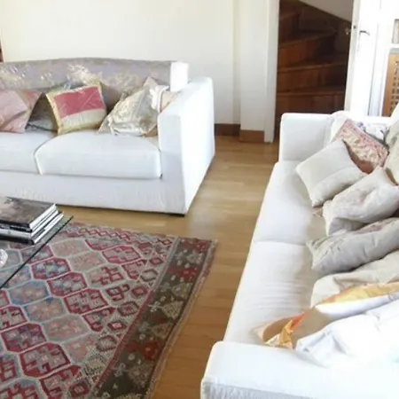 Fabulous Parisian 3 Bedroom, 3 Bathroom In 5th Arr, Sleeps 5, Ref. Pcp2313b * Parigi