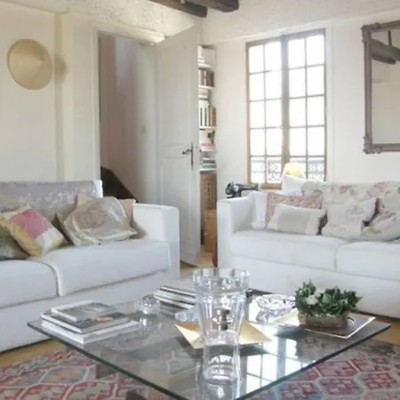 Fabulous Parisian 3 Bedroom, 3 Bathroom In 5th Arr, Sleeps 5, Ref. Pcp2313b *